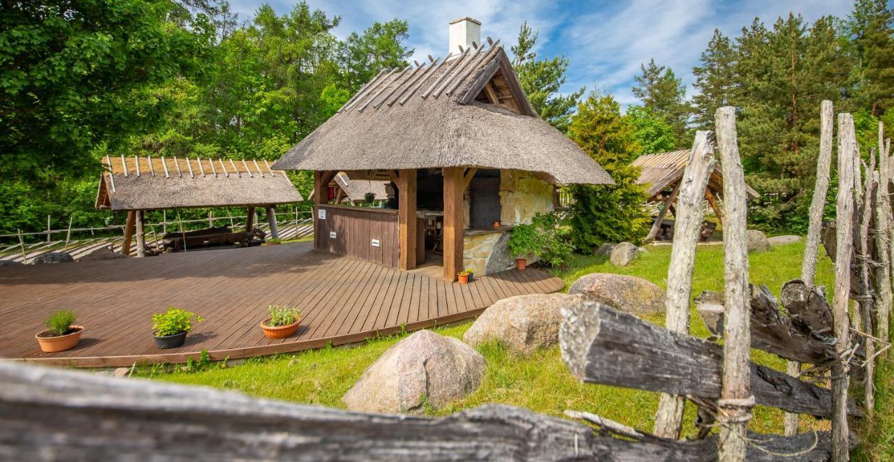 Hotel Kassari Puhkekeskus Käina Exterior foto